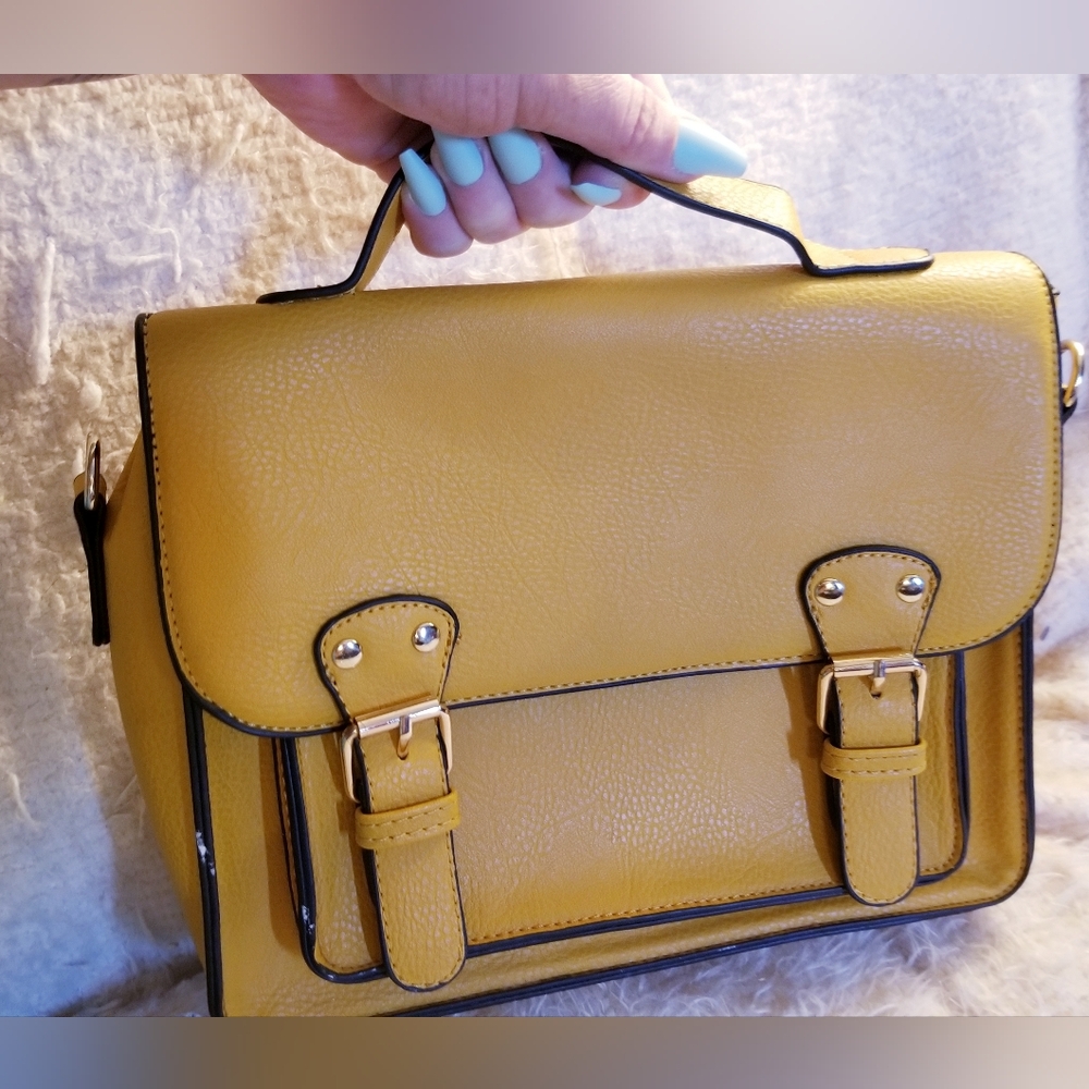 Ardene Mustard Yellow Crossbody Purse Handheld Bad (TLC)